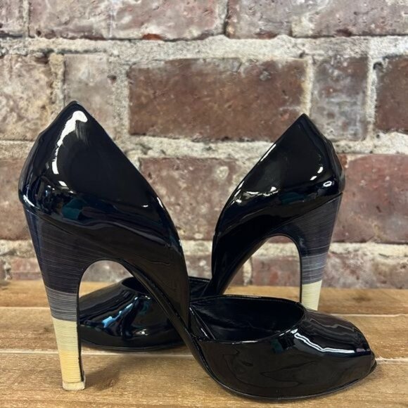 Salvatore Ferragamo Black Patent Leather D’Orsay Peep Toe Heels Pumps Sz 7 - Picture 5 of 11